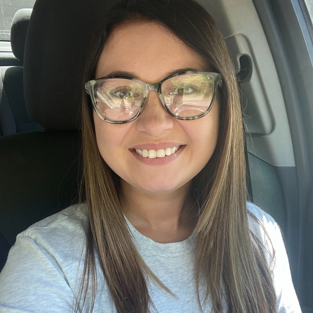 Meet your Posher, Elainee